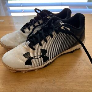 Under Armour Men’s Size 8.5 Baseball Cleats
